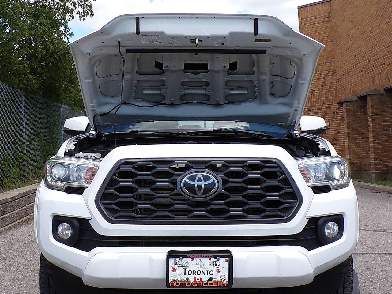 2020 Toyota Tacoma TRD SPORT DOUBLE-CAB 4x4 BSM LKA PCS NAVI CAMERA B.T. Photo