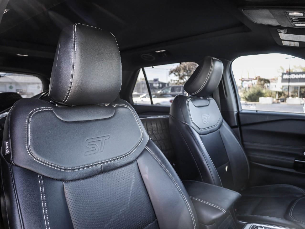 2022 Ford Explorer ST 4dr 4x4 Photo