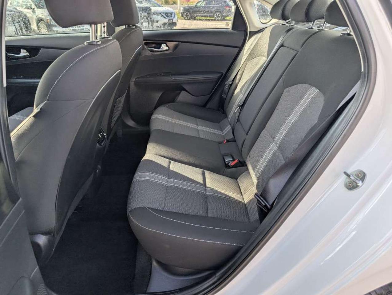 2022 Kia Forte GT-LINE  CAMERA HTD SEATS LANE ASSIST CARPLAY&ANDROID Photo