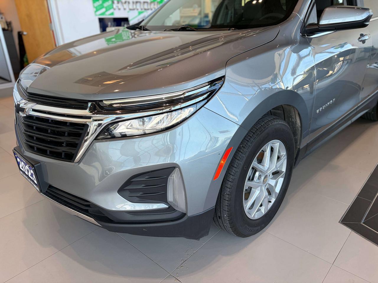 2023 Chevrolet Equinox Equinox LT FWD Photo1