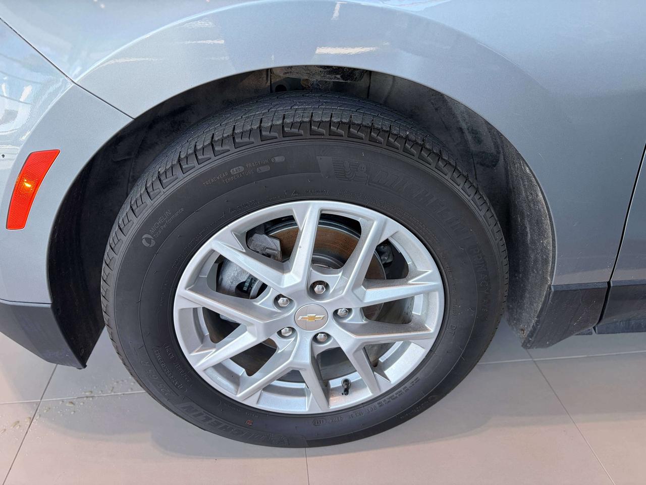 2023 Chevrolet Equinox Equinox LT FWD Photo