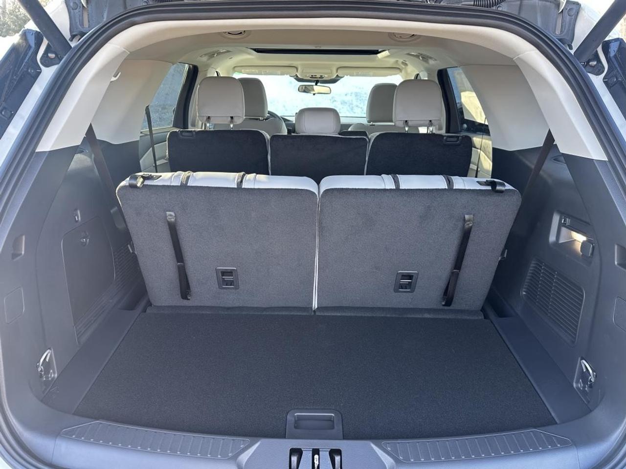 2026 Ford Explorer Active w/200A Pkg 4WD Photo