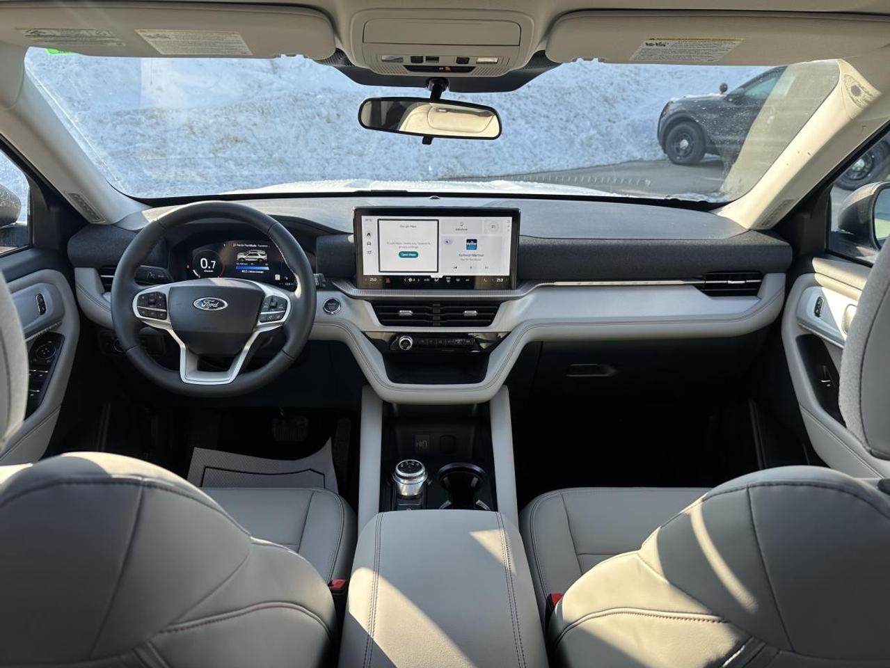 2026 Ford Explorer Active w/200A Pkg 4WD Photo