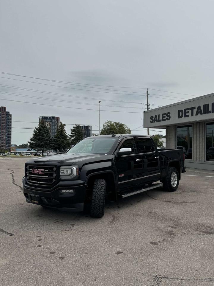 2016 GMC Sierra 1500 4WD Crew Cab 143.5 SLE 5'8 Box Photo3