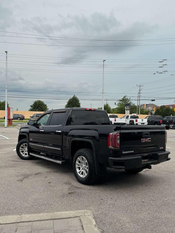 2016 GMC Sierra 1500 4WD Crew Cab 143.5 SLE 5'8 Box Photo