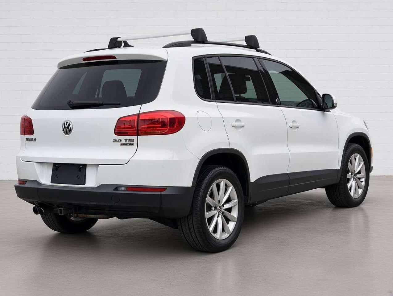 2017 Volkswagen Tiguan 4MOTION Wolfsburg Edition, Camera, Leather,  Accident free, One owner Photo