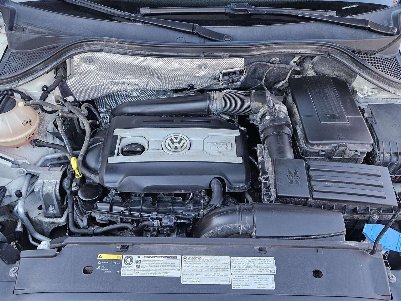 2017 Volkswagen Tiguan 4MOTION Wolfsburg Edition, Camera, Leather,  Accident free, One owner Photo