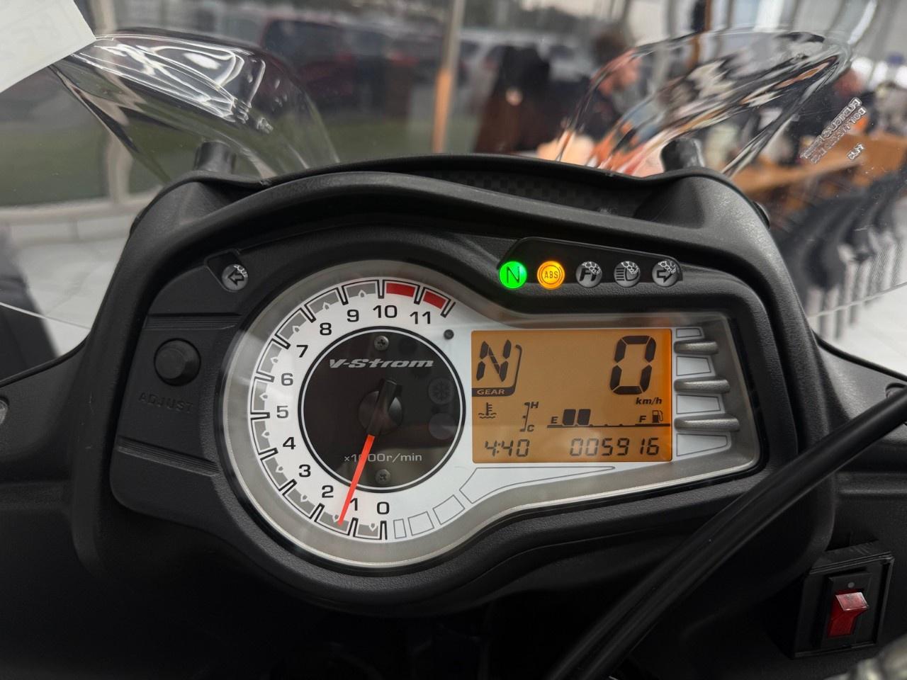 2015 Suzuki V-Strom 650 ABS  Photo