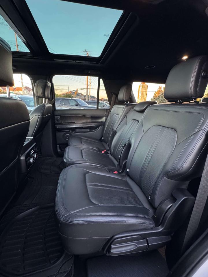 2019 Ford Expedition Limited 4X4 Photo