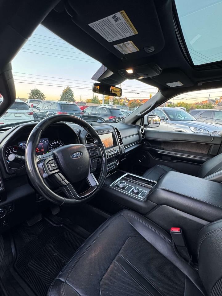 2019 Ford Expedition Limited 4X4 Photo