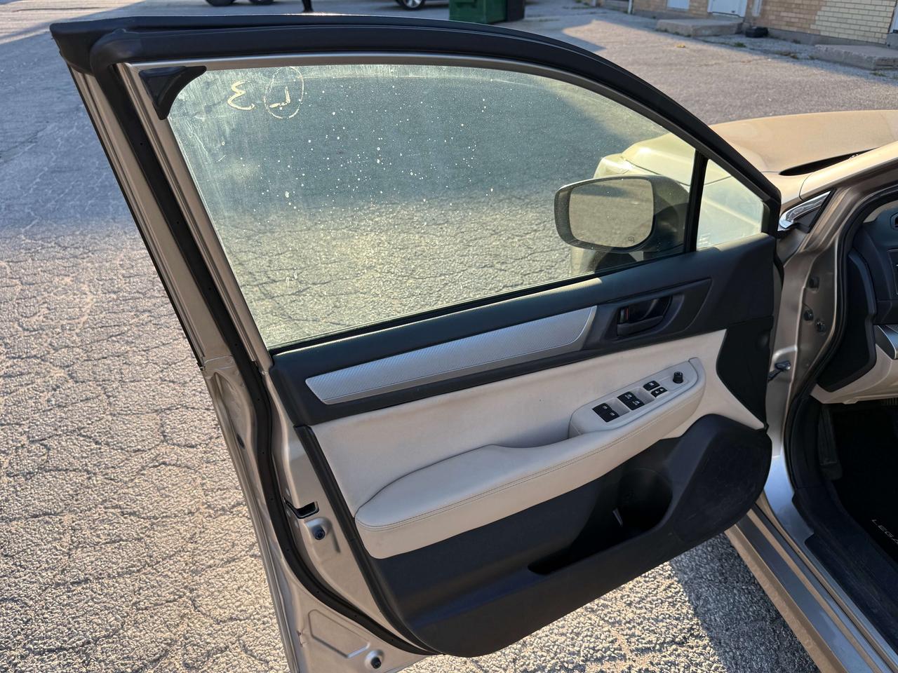 2019 Subaru Legacy 2.5i l 4Cyl l Auto l Full Time Symmetrical AWD l Photo