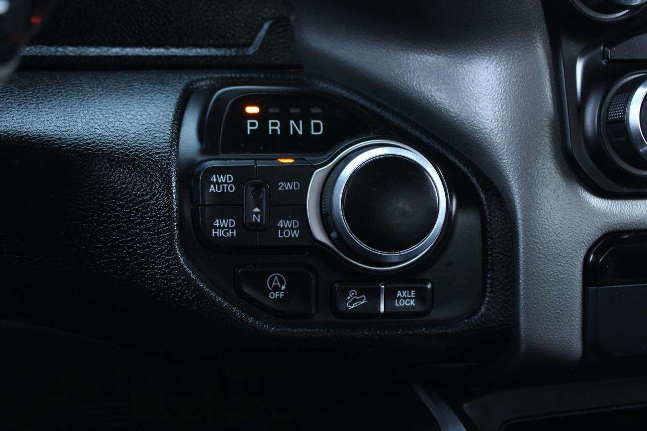 2020 RAM 1500 Big Horn 4x4  SiriusXM SideSteps ReverseCamera Par Photo
