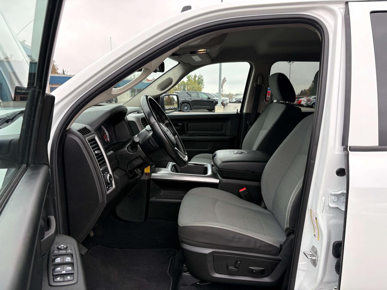 2021 RAM 1500 Express - htd seat/wheel Photo