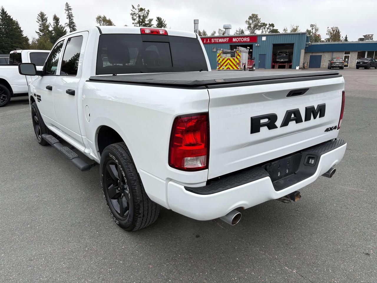 2021 RAM 1500 Express - htd seat/wheel Photo
