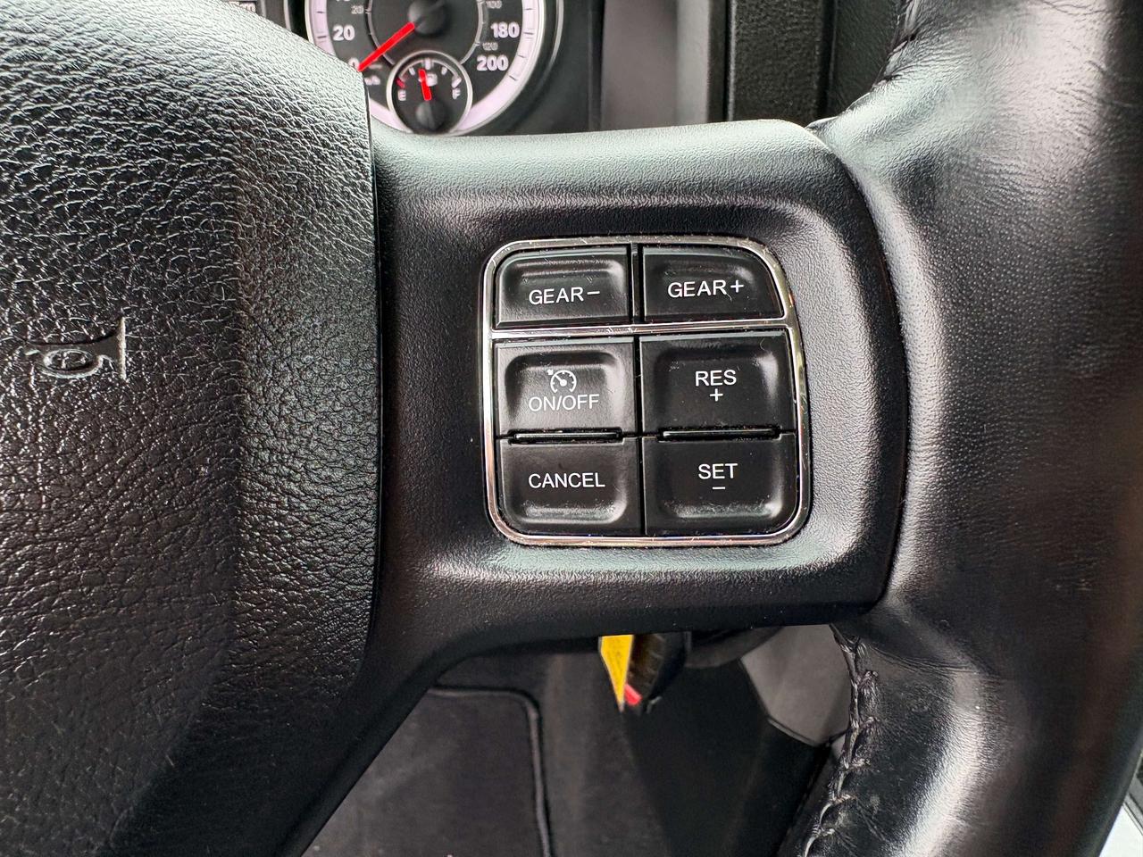 2021 RAM 1500 Express - htd seat/wheel Photo