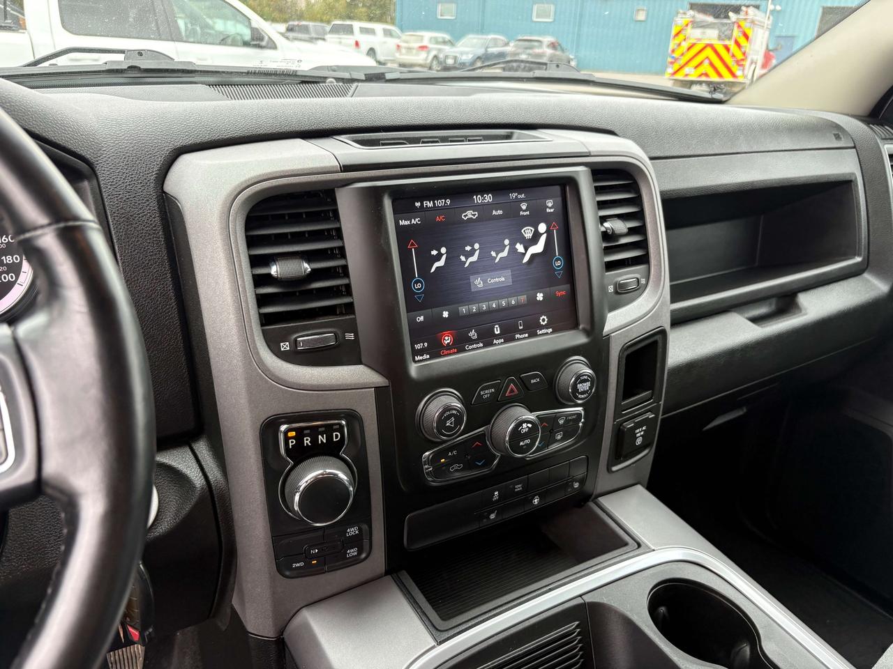 2021 RAM 1500 Express - htd seat/wheel Photo