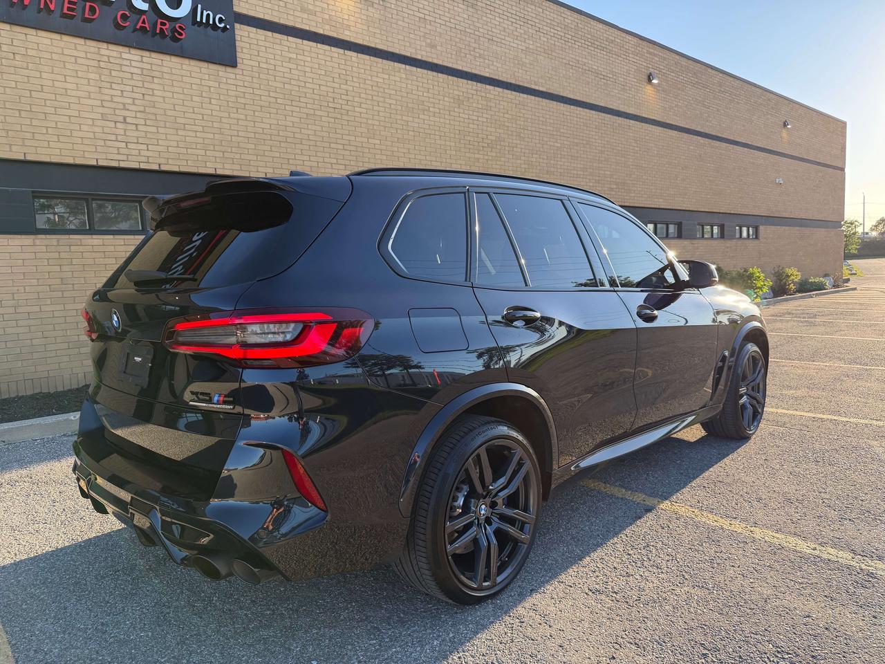2022 BMW X5 M Competition 1 Owner Service Records Certified Photo