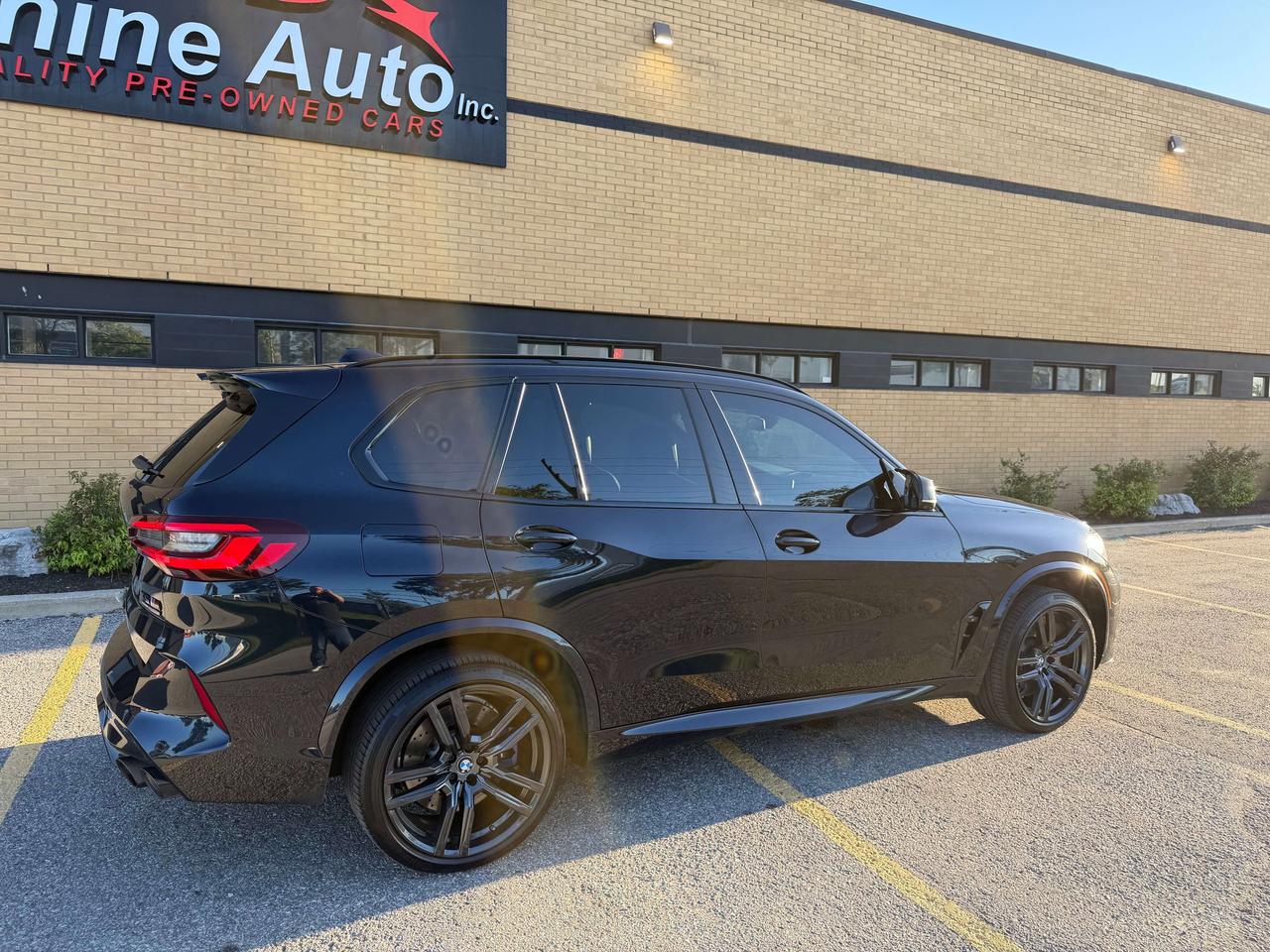 2022 BMW X5 M Competition 1 Owner Service Records Certified Photo