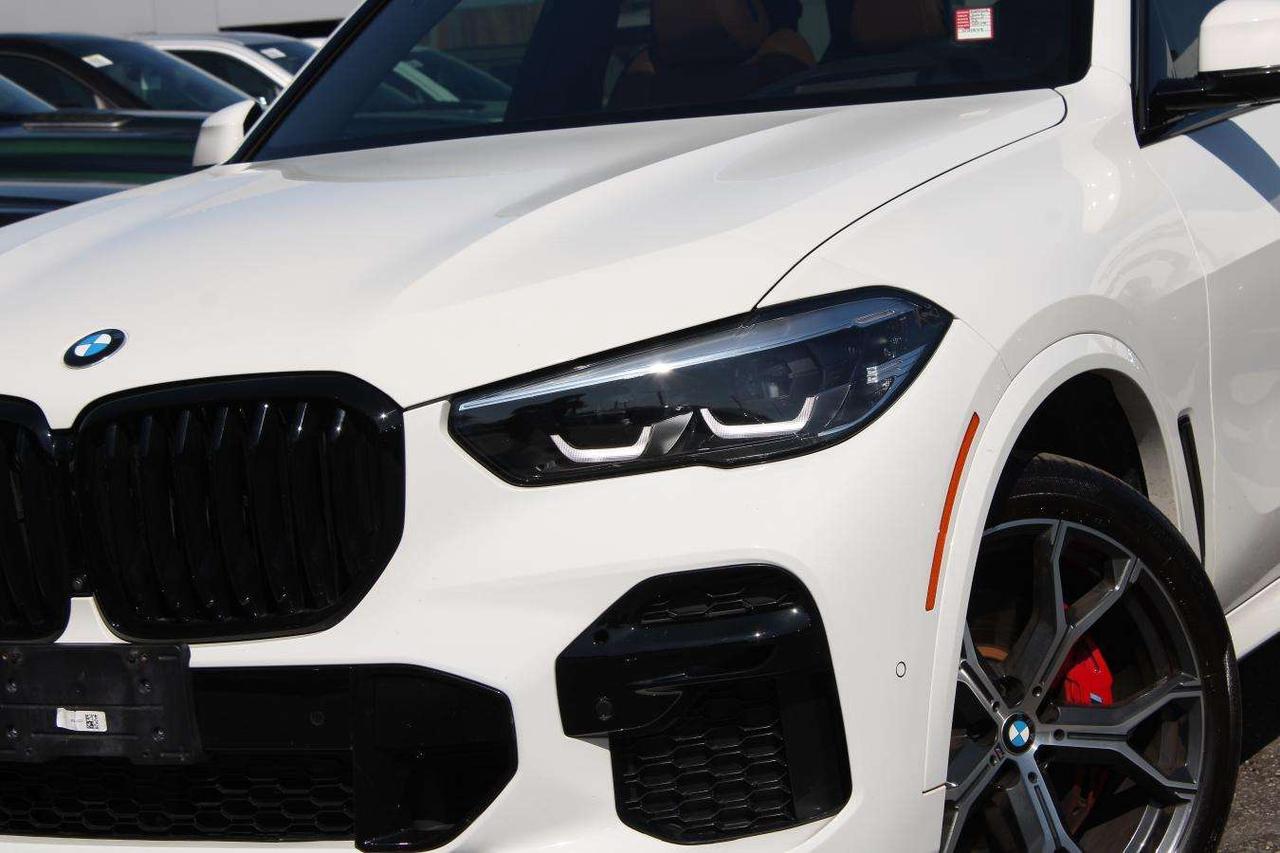 2022 BMW X5 Sport  Gps Moonroof ReverseCamera HtdSeats Parking Photo