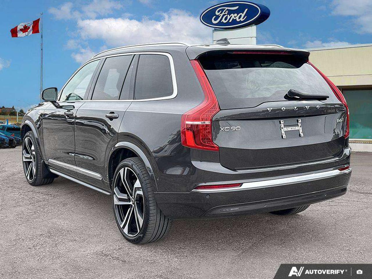 2024 Volvo XC90 Ultimate Bright Theme   MEM COOLD SEATS   3RD ROW SEATS Photo
