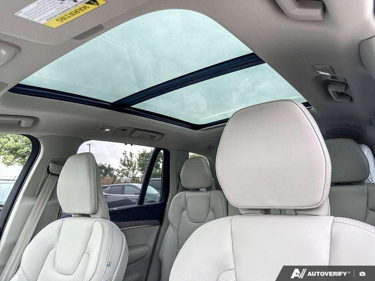 2024 Volvo XC90 Ultimate Bright Theme   MEM COOLD SEATS   3RD ROW SEATS Photo