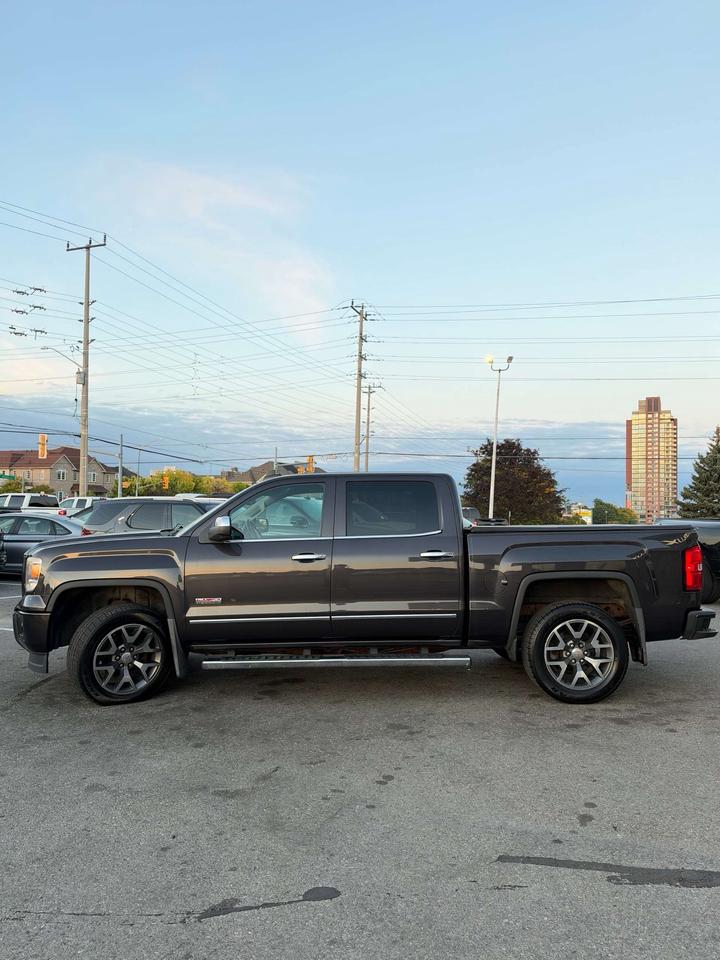 2015 GMC Sierra 1500 4WD Crew Cab 143.5 SLT Photo4
