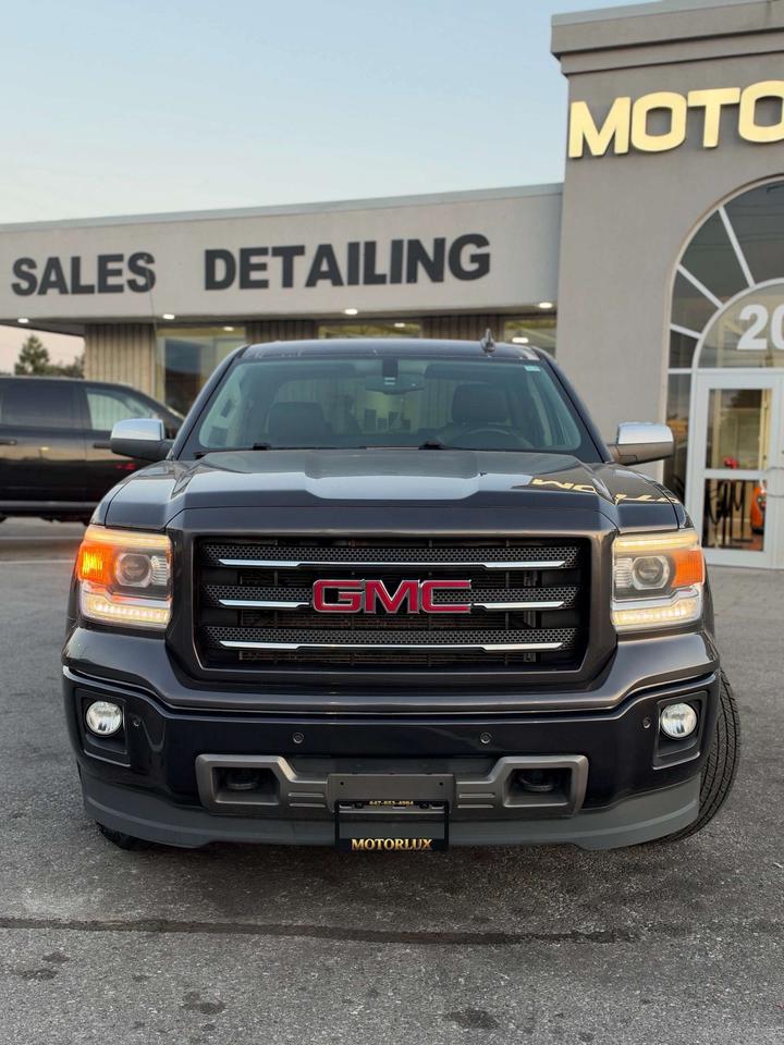 2015 GMC Sierra 1500 4WD Crew Cab 143.5 SLT Photo