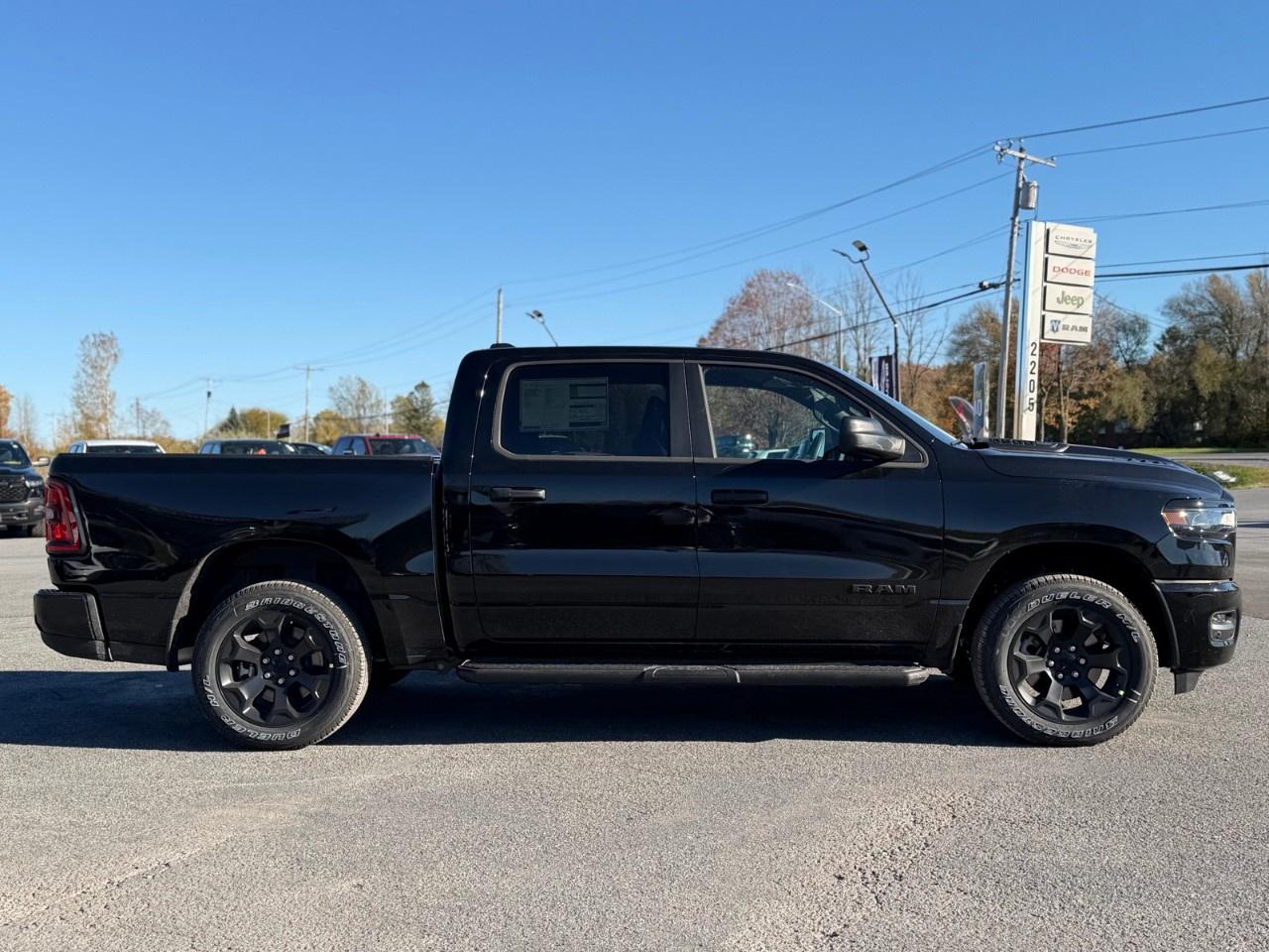 2027 RAM 1500  Photo