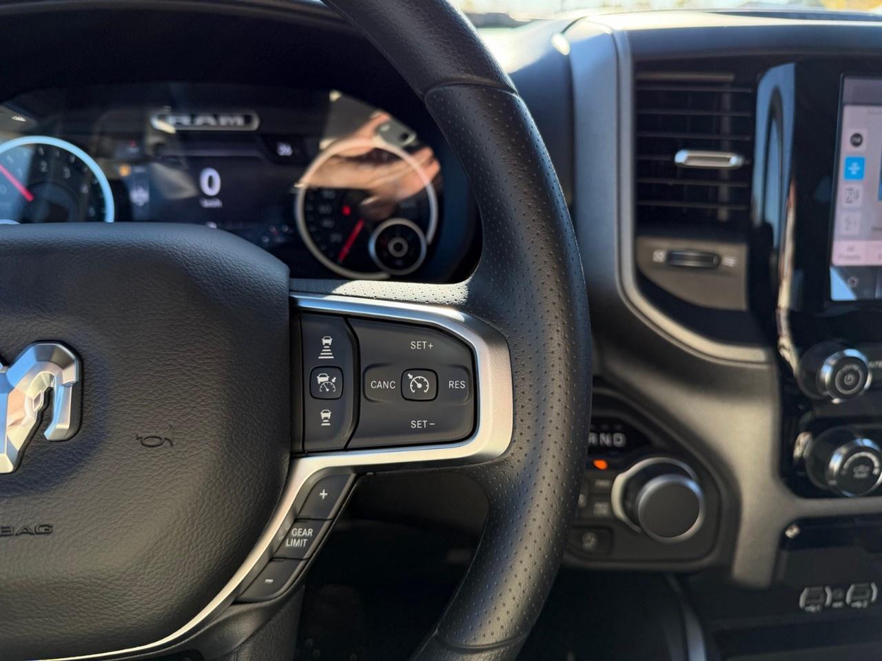2027 RAM 1500  Photo