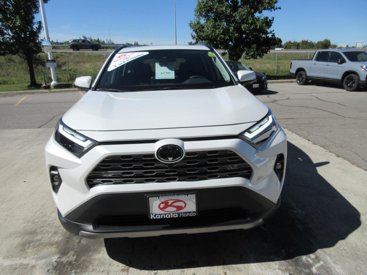 2025 Toyota RAV4 Limited 4dr All-wheel Drive Photo5