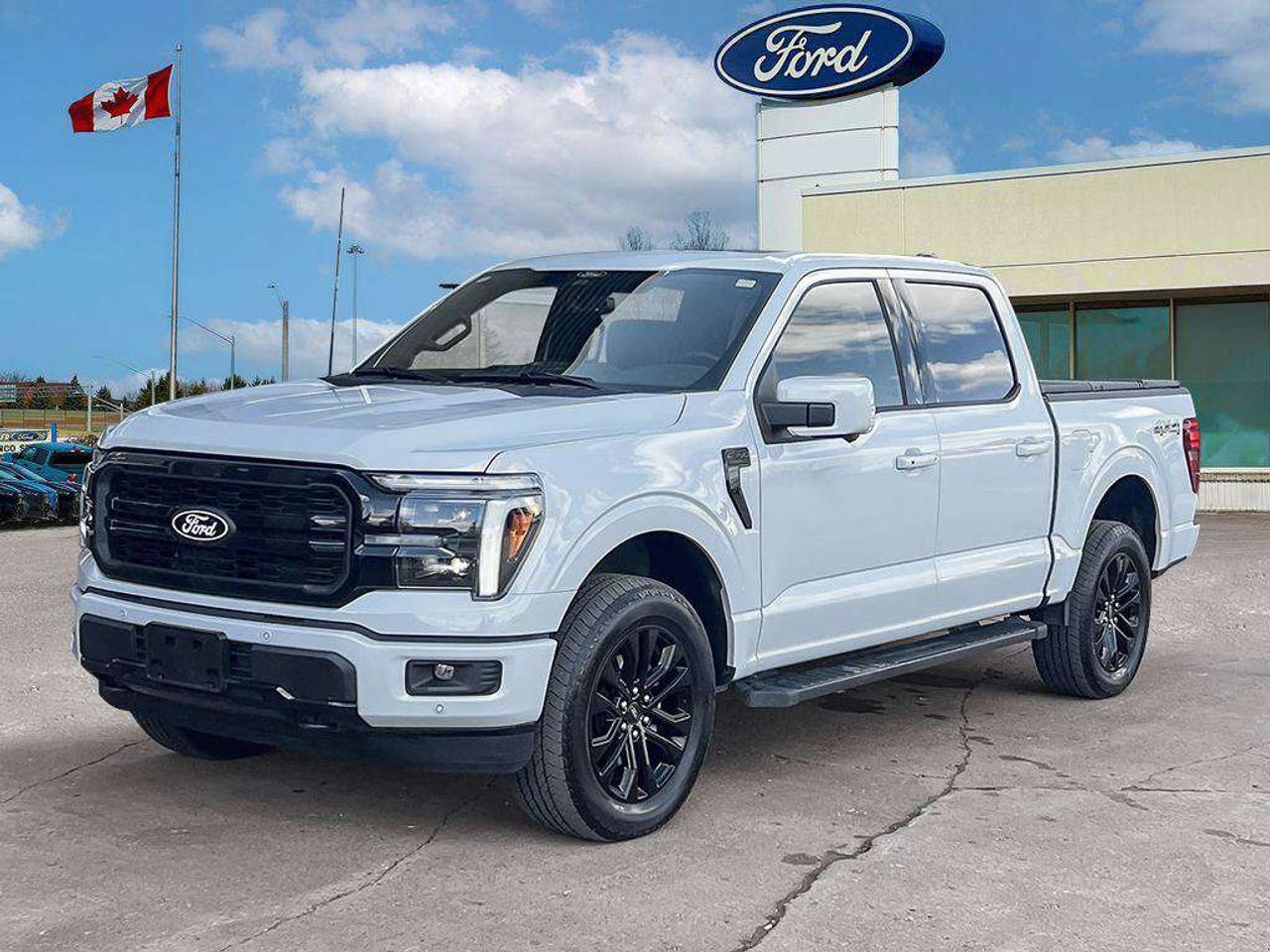 2025 Ford F-150 LARIAT   MOONROOF   LARIAT BLK APP PKG Photo1