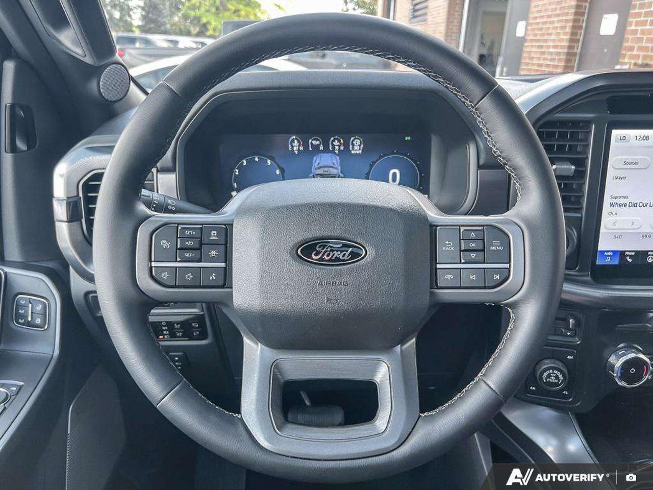 2025 Ford F-150 LARIAT   MOONROOF   LARIAT BLK APP PKG Photo