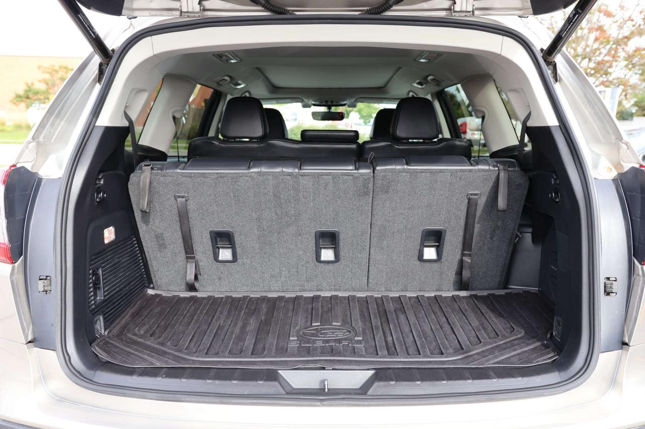 2019 Subaru ASCENT LIMITED-AWD-8PASS/NAV/ADAPT CRUISE/BLIS/LKA/FCW/LEATHER/H SEATS & STEERING/KEYLESS/CARPLAY/PANOROOF Photo