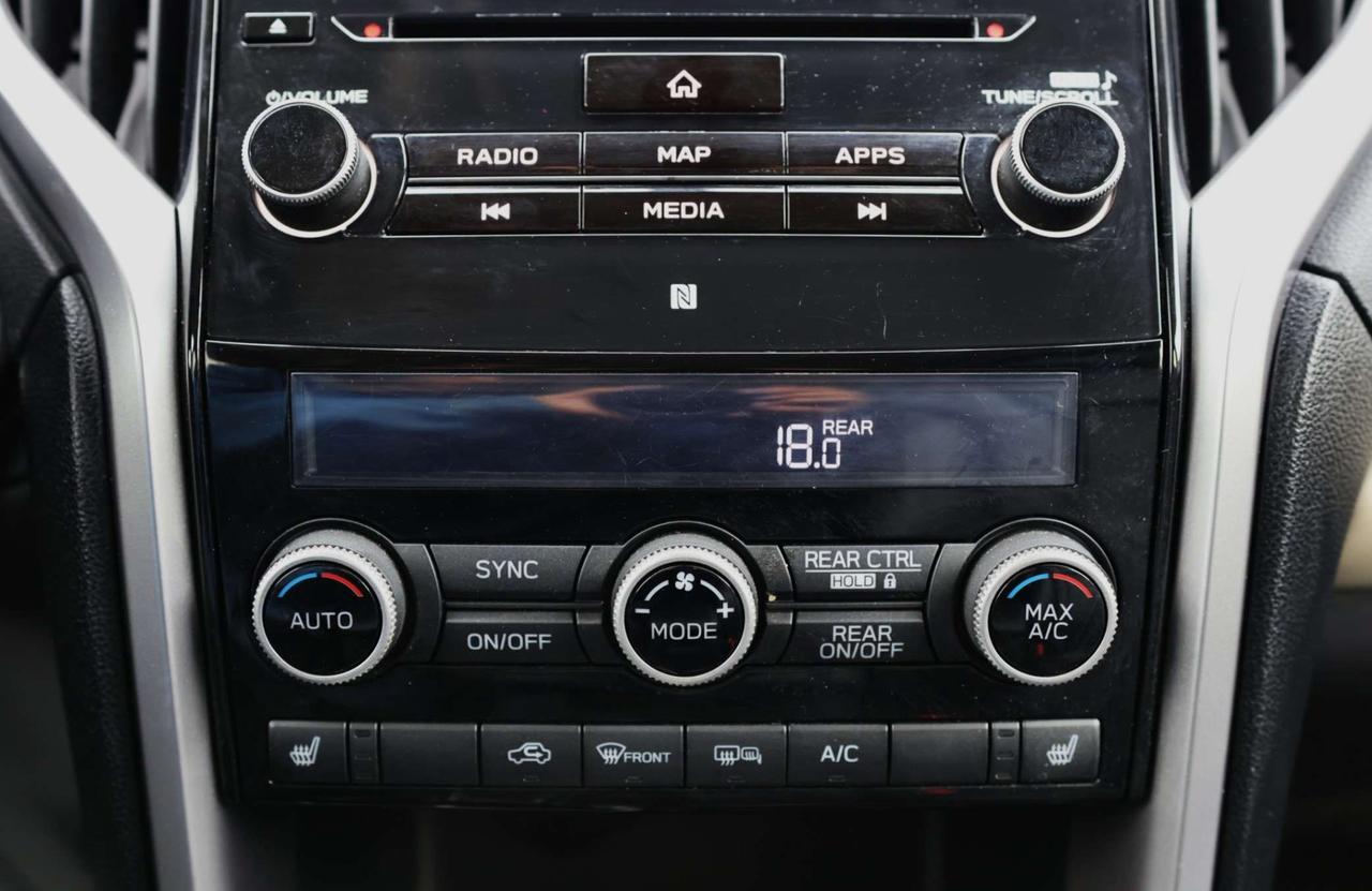 2019 Subaru ASCENT LIMITED-AWD-8PASS/NAV/ADAPT CRUISE/BLIS/LKA/FCW/LEATHER/H SEATS & STEERING/KEYLESS/CARPLAY/PANOROOF Photo