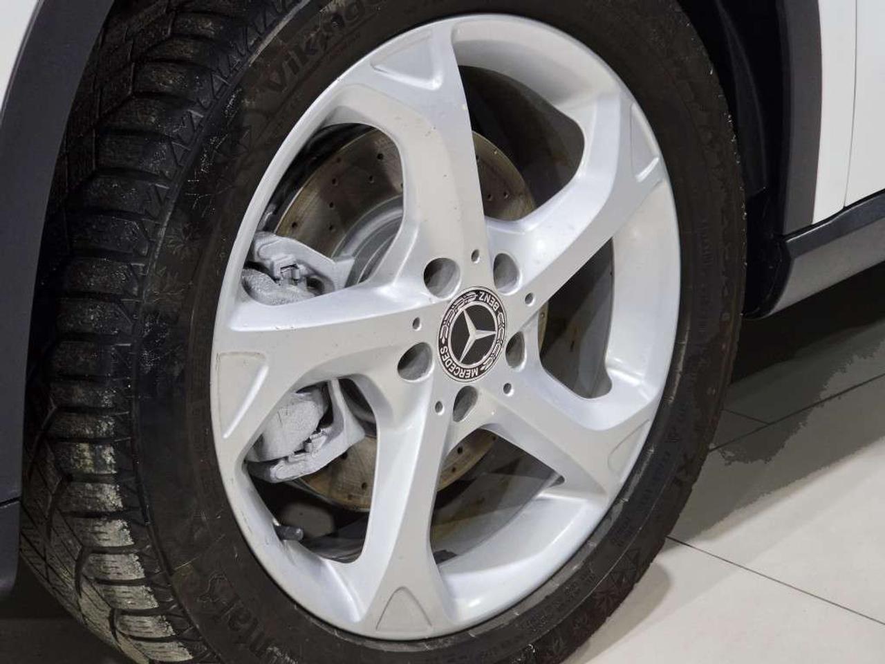 2020 Mercedes-Benz GLA 4MATIC NO ACCIDENT VERY GOOD SERVICE RECORDS NAVIGATION BLINDSPOT New Brakes  New Battery Photo