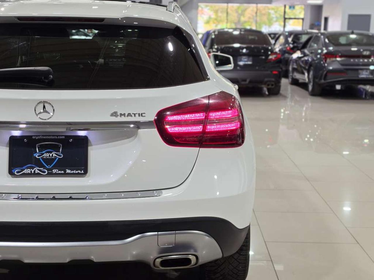 2020 Mercedes-Benz GLA 4MATIC NO ACCIDENT VERY GOOD SERVICE RECORDS NAVIGATION BLINDSPOT New Brakes  New Battery Photo