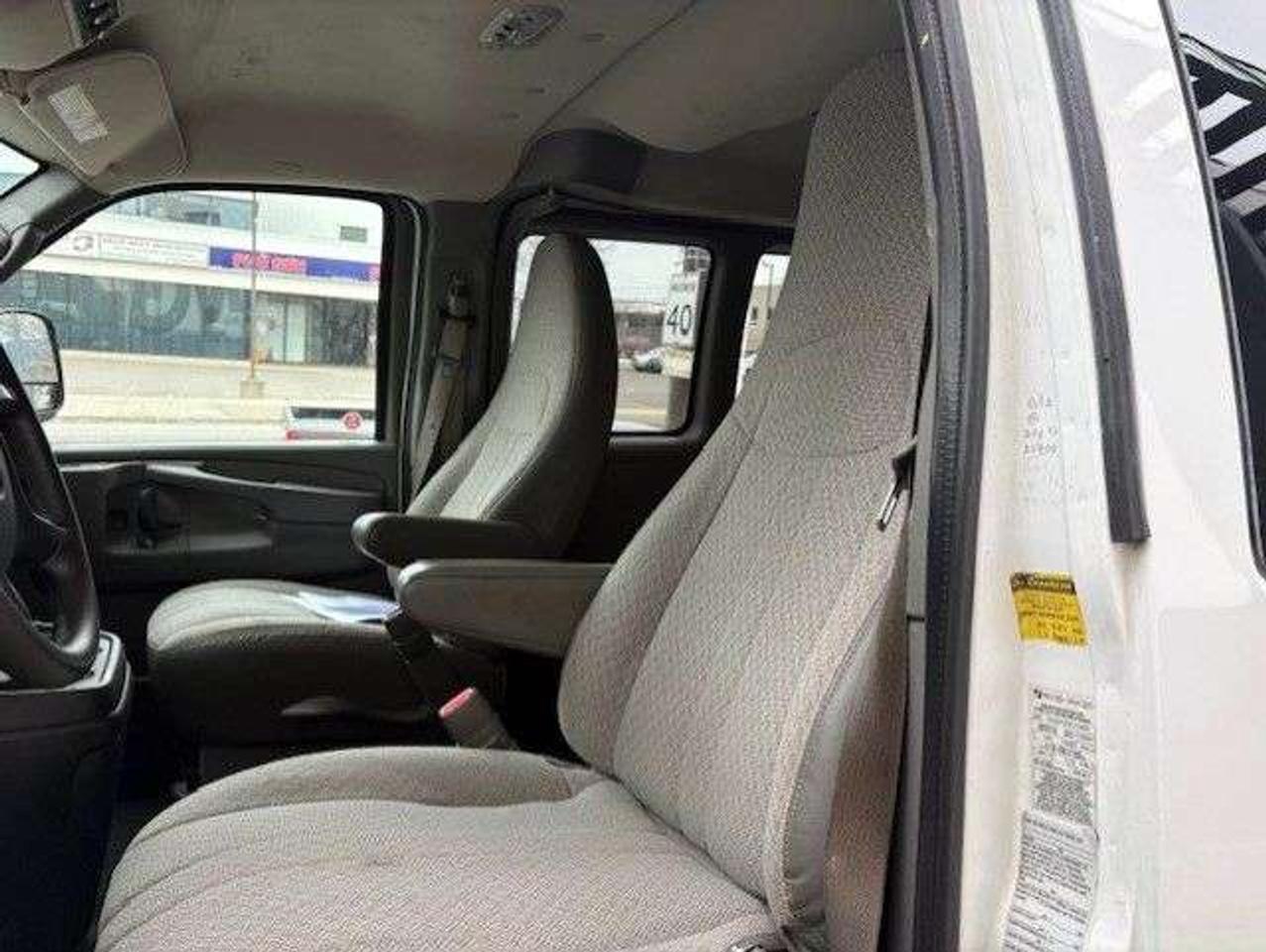 2012 Chevrolet Express Passenger 3500 **12 PASS-SLIDING DOOR-NEW BRAKES-CERTIFIED** Photo