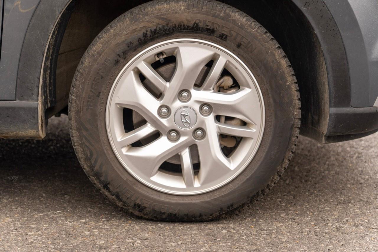 2026 Hyundai Venue Preferred IVT Photo5