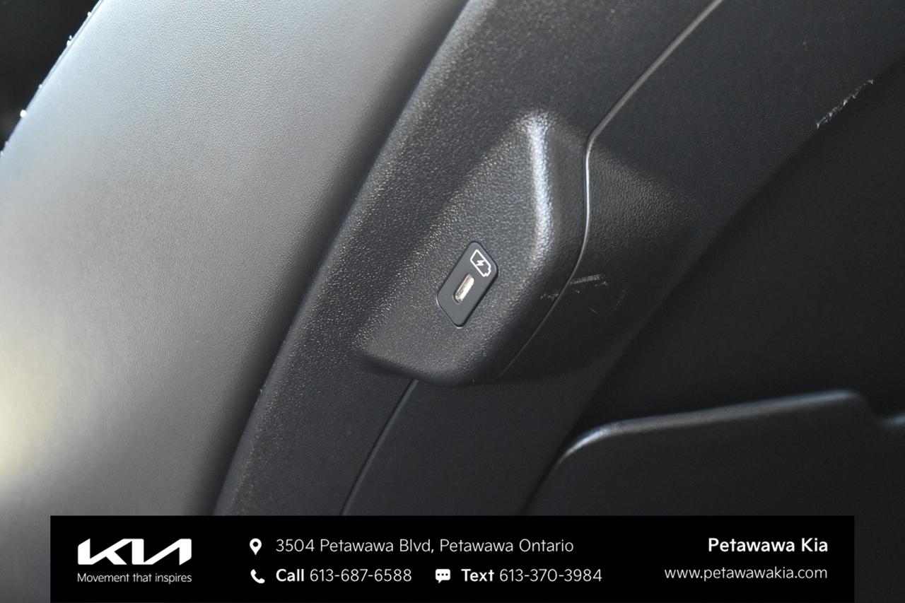 2025 Kia NIRO EX 4dr Front-Wheel Drive Sport Utility Photo