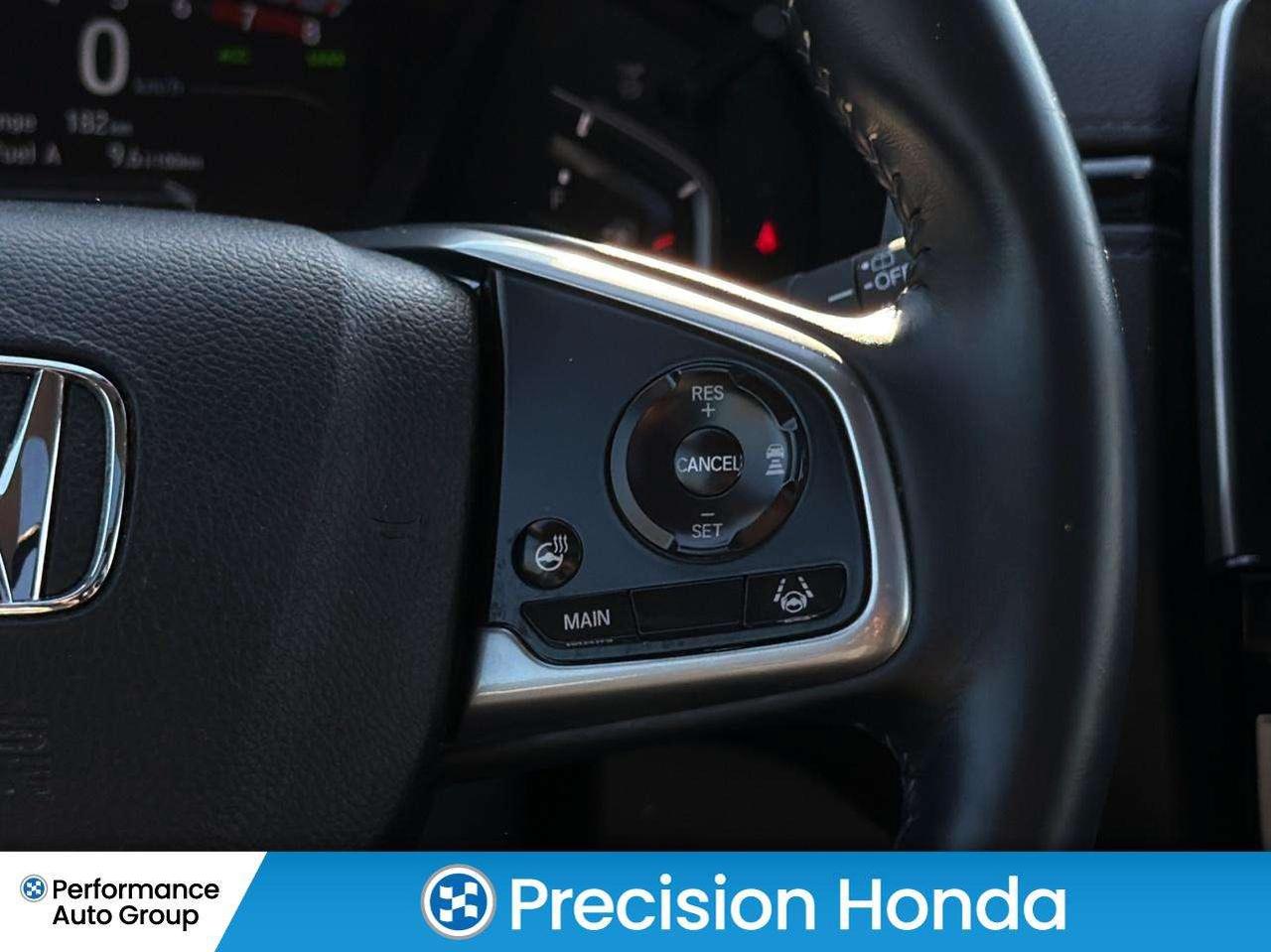 2022 Honda CR-V Touring Leather  Navigation  Sunroof Photo