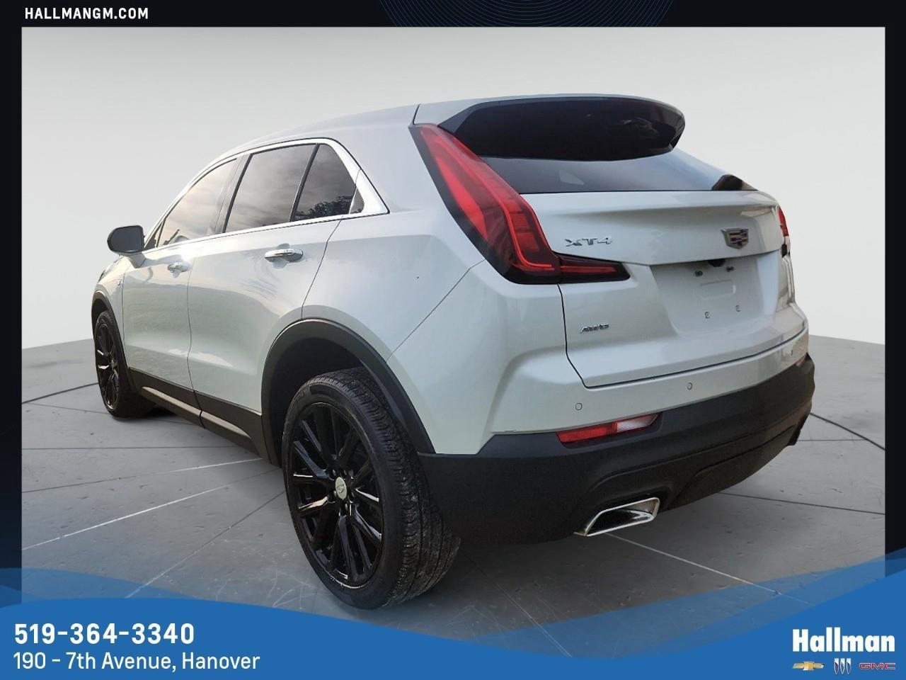 2022 Cadillac XT4 Luxury 4dr All-Wheel Drive Photo3