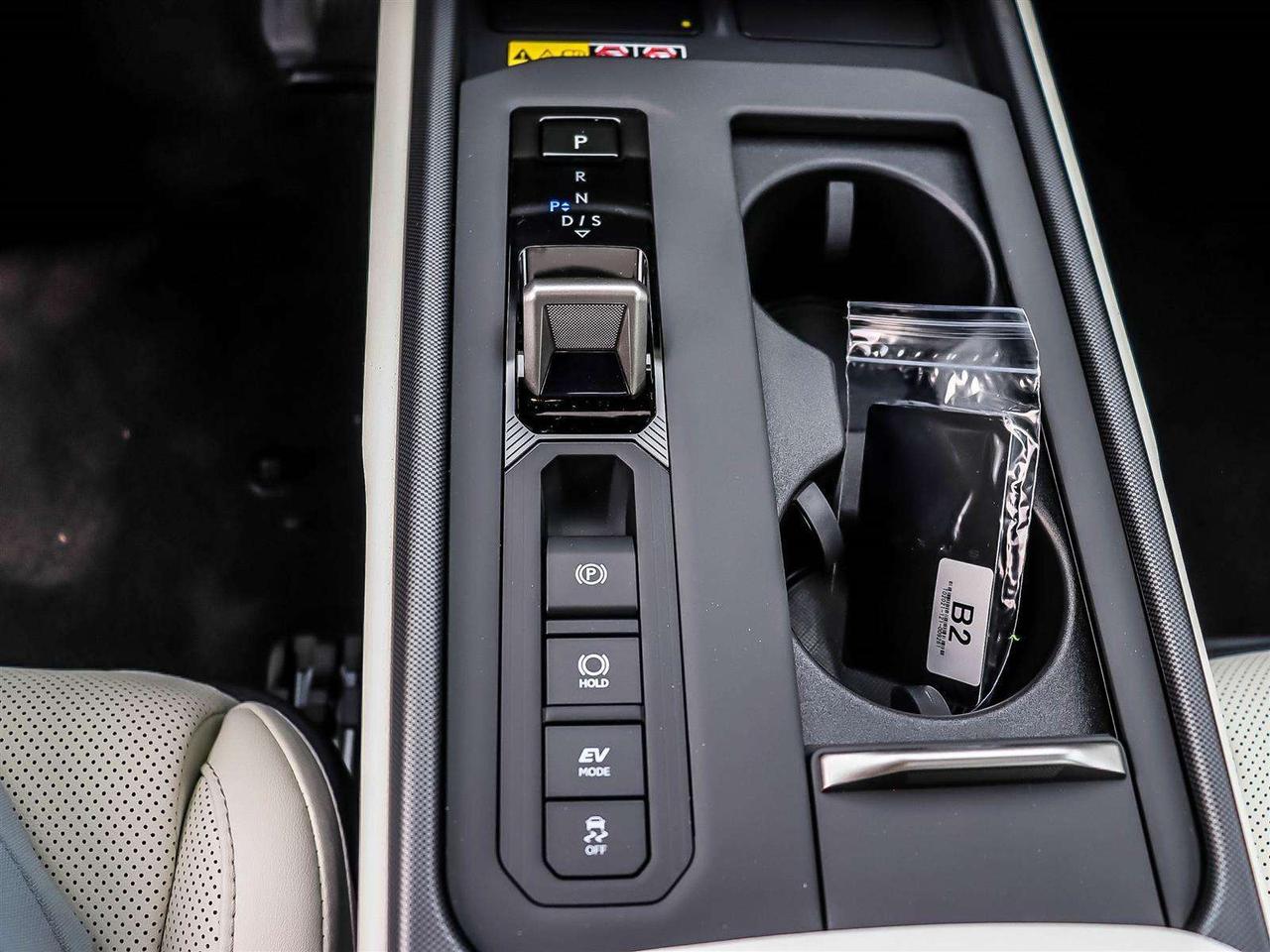 2026 Lexus ES ES 350H HYBRID AWD ADAPTIVE CRUISE NAVI Photo