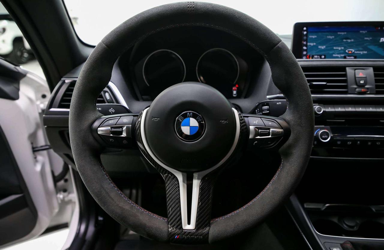 2020 BMW M2 CS 444HP MANUAL NOACCIDENT CARBONROOF COLLECTORCAR Photo