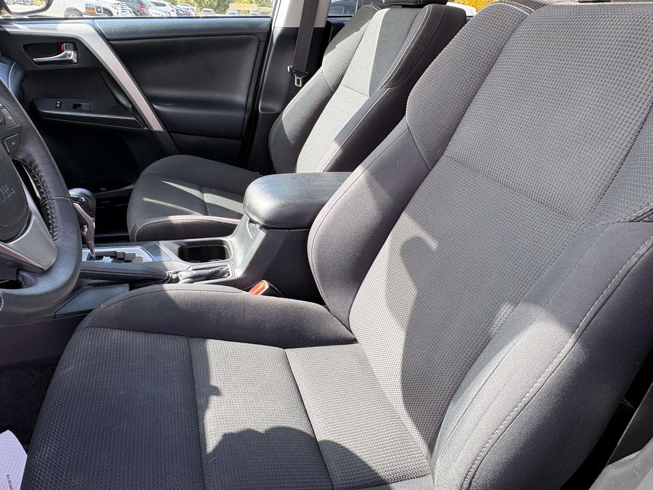 2018 Toyota RAV4 XLE Trail AWD  Sunroof Heated Seats/Steering Wheel Photo