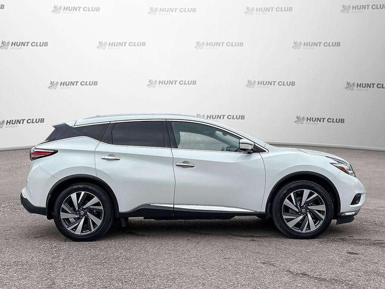 2017 Nissan Murano Platinum   Moonroof   Navigation   Power Lift Gate Photo
