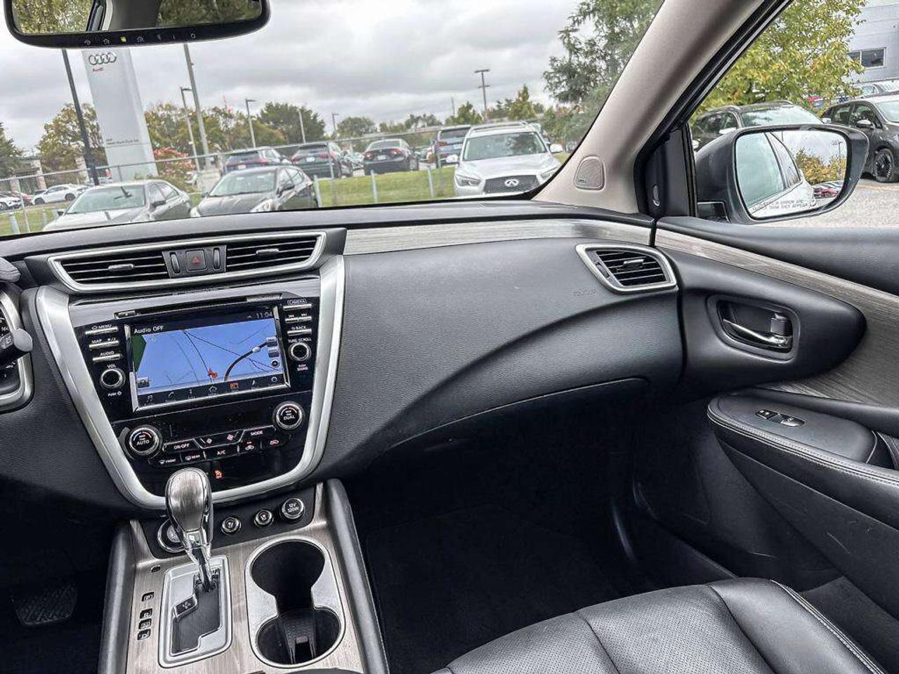 2017 Nissan Murano Platinum   Moonroof   Navigation   Power Lift Gate Photo