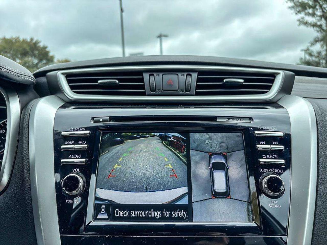 2017 Nissan Murano Platinum   Moonroof   Navigation   Power Lift Gate Photo