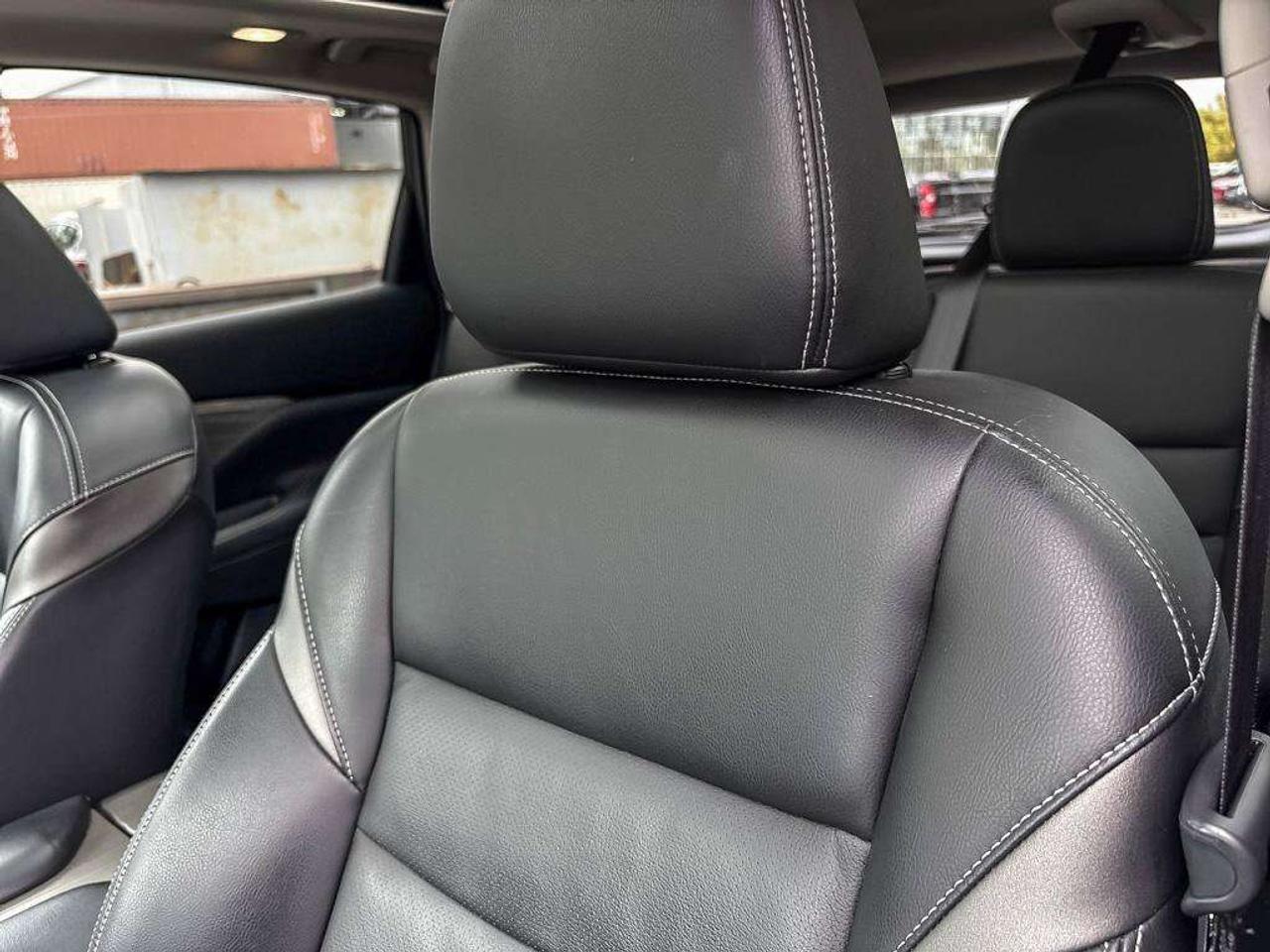 2017 Nissan Murano Platinum   Moonroof   Navigation   Power Lift Gate Photo
