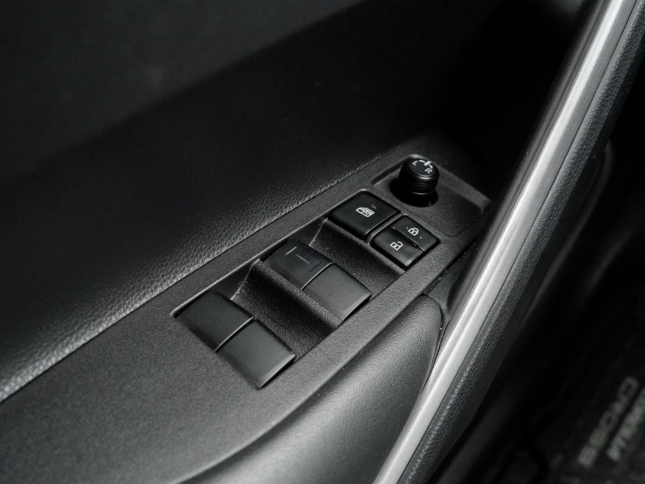 2026 Toyota Corolla Cross LE AWD Photo