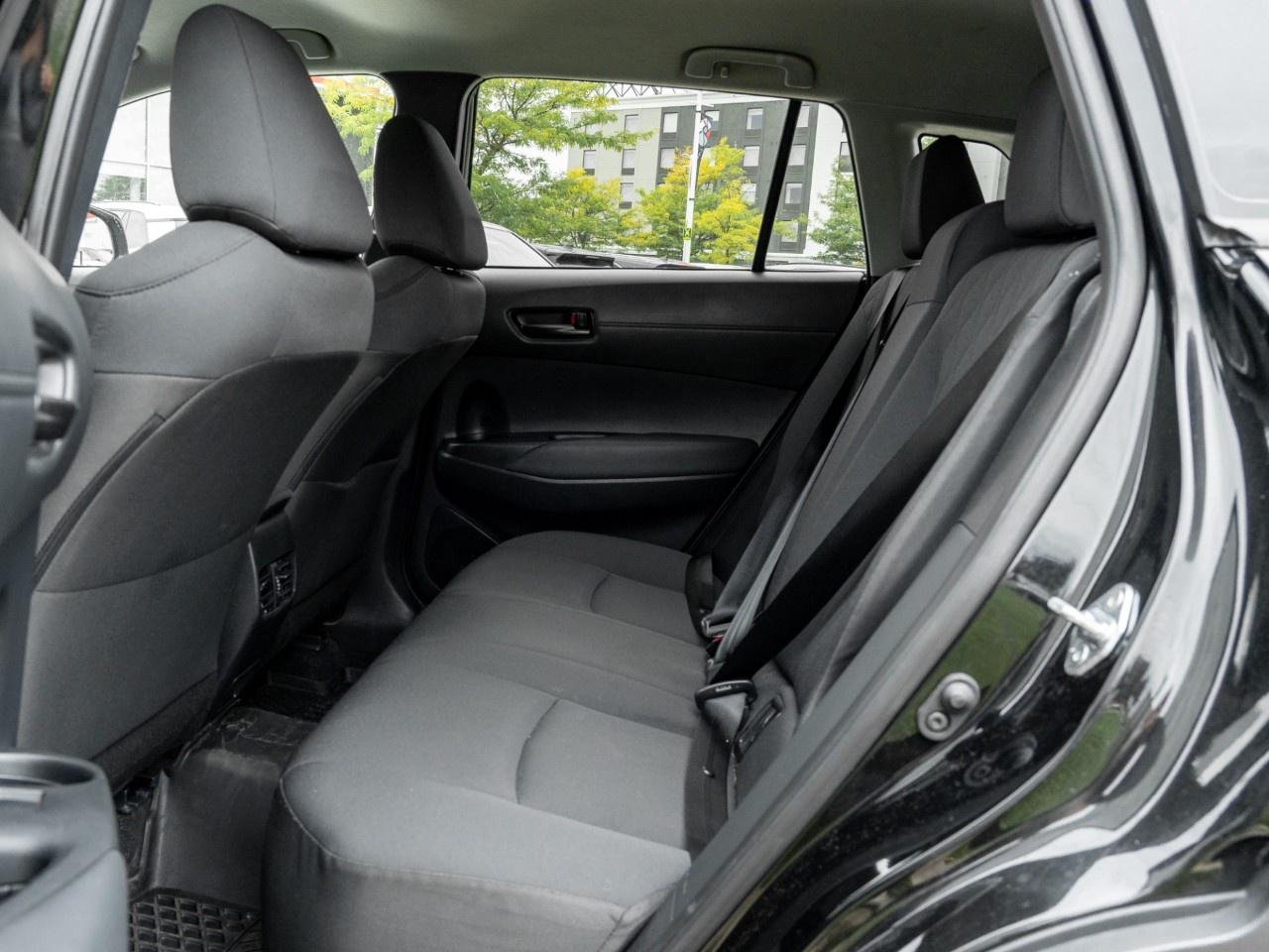 2026 Toyota Corolla Cross LE AWD Photo
